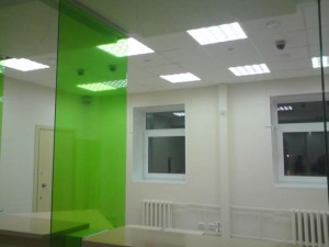 Дизайн потолков со светильниками армстронг