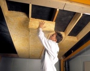 Утепление потолочной плиты — как закрепить утеплитель на потолке