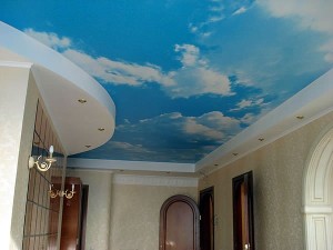 Потолок с изображением
