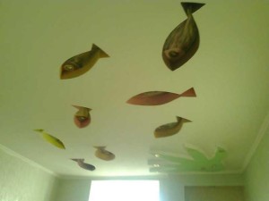 Рыбки на потолке