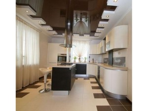Кухонный потолок — стиль плюс практичность