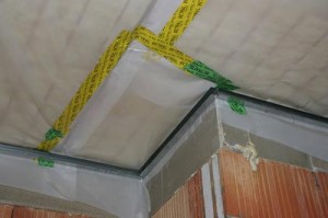 Гидроизоляция потолка в квартире — способы и материалы