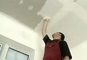 Доработка поверхности потолка 
